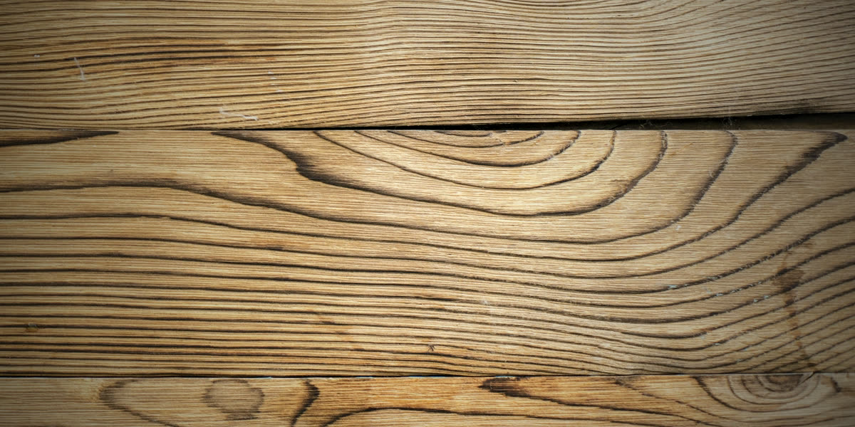Madera rústica con vetas cálidas (foto de muestra)